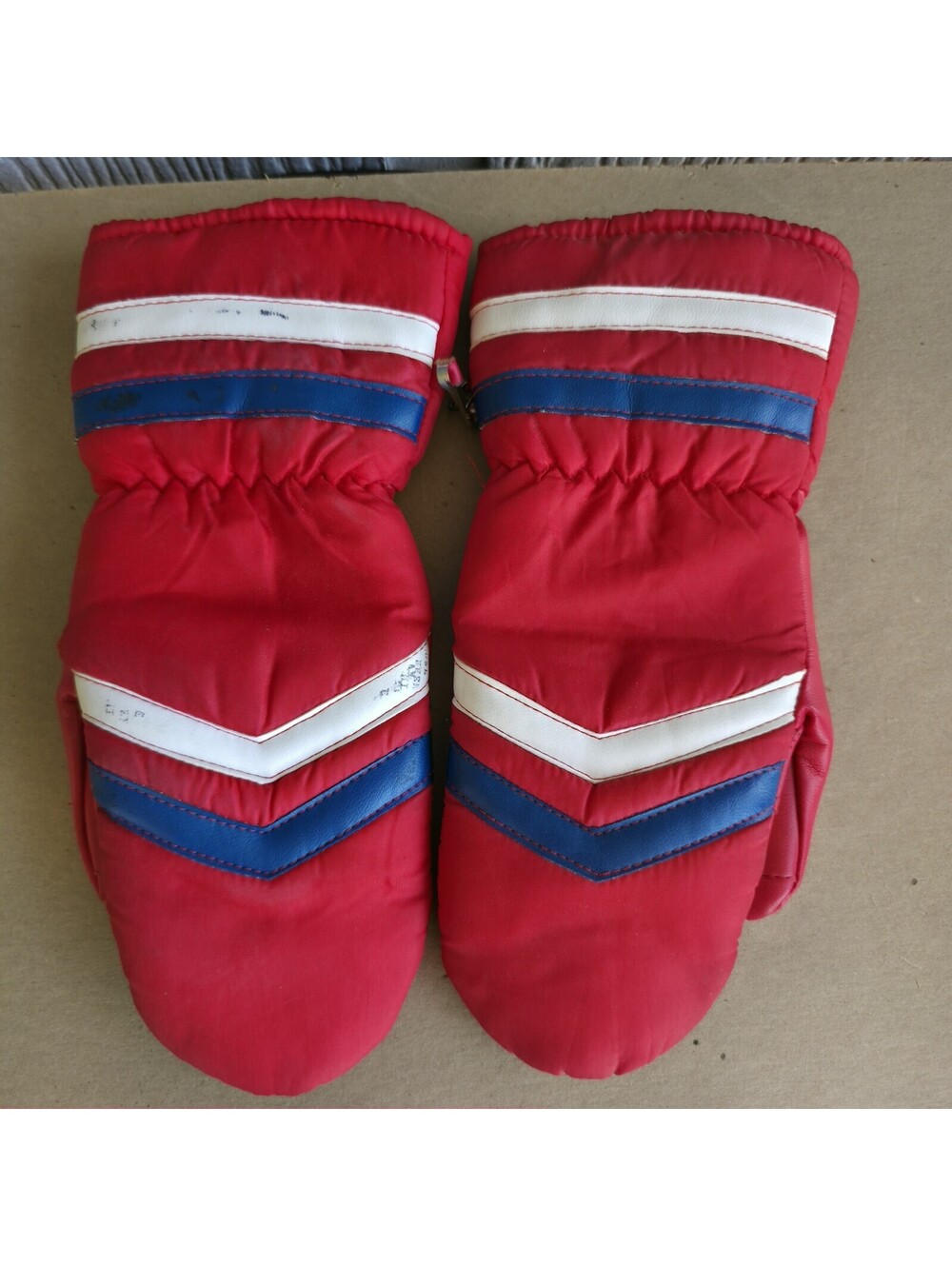 Vtg Kitty Kay Gloves by Becker Red Ski Mittens Chevron Striped Foam Lined Size M